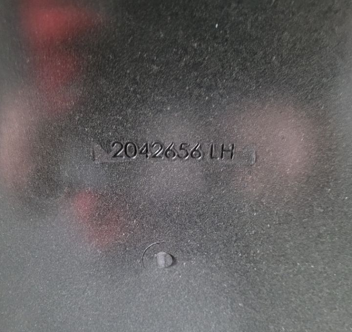 BŁOTNIK DAF XF LH NOWY ORYGINAŁ OM 2042656 - Vè cho Xe tải: hình 3 BŁOTNIK DAF XF LH NOWY ORYGINAŁ OM 2042656 - Vè cho Xe tải: hình 3