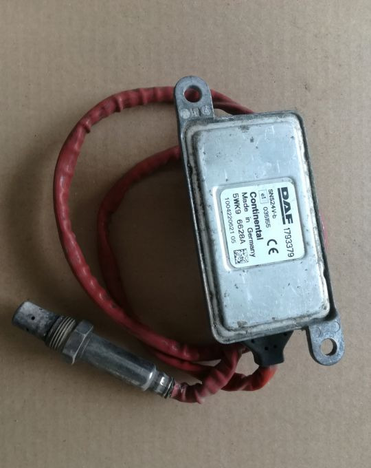 CZUJNIK NOX DAF 1793379 - Bộ cảm biến: hình 1 CZUJNIK NOX DAF 1793379 - Bộ cảm biến: hình 1