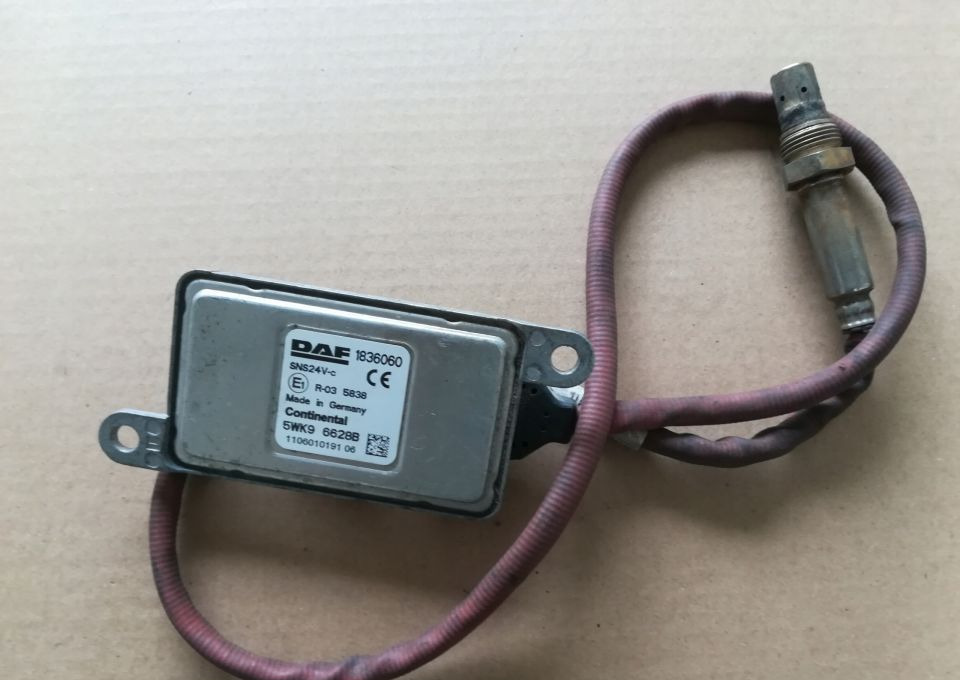 CZUJNIK NOX DAF 1836060 - Bộ cảm biến: hình 1 CZUJNIK NOX DAF 1836060 - Bộ cảm biến: hình 1