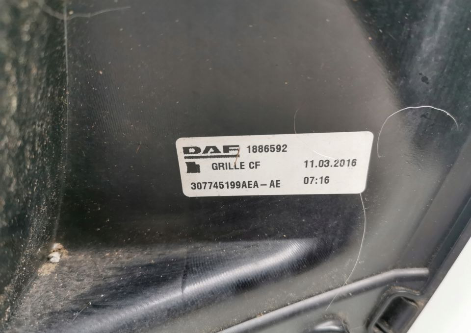 GRILL ATRAPA DAF CF EURO6 1886592 ORYGINAŁ - Lưới tản nhiệt cho Xe tải: hình 4 GRILL ATRAPA DAF CF EURO6 1886592 ORYGINAŁ - Lưới tản nhiệt cho Xe tải: hình 4