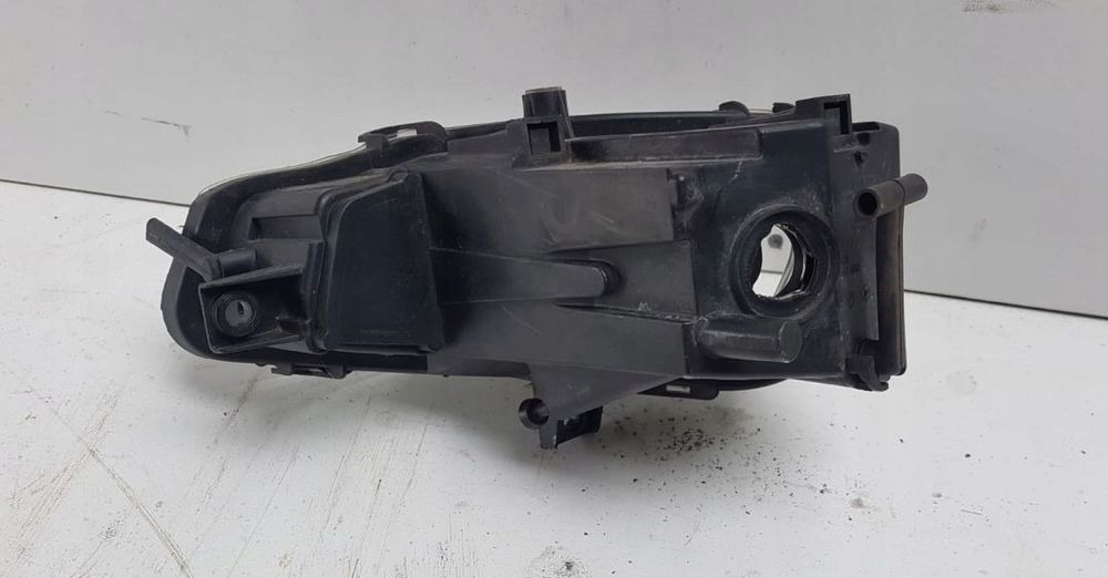 LAMPA HALOGEN MERCEDES ANTOS A9608201956 - Đèn trước cho Xe tải: hình 2 LAMPA HALOGEN MERCEDES ANTOS A9608201956 - Đèn trước cho Xe tải: hình 2