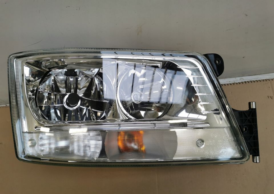 LAMPA XENON MAN TGX TGS RH.ORYGINAŁ LIFT MOCNY LED - Đèn trước: hình 1 LAMPA XENON MAN TGX TGS RH.ORYGINAŁ LIFT MOCNY LED - Đèn trước: hình 1