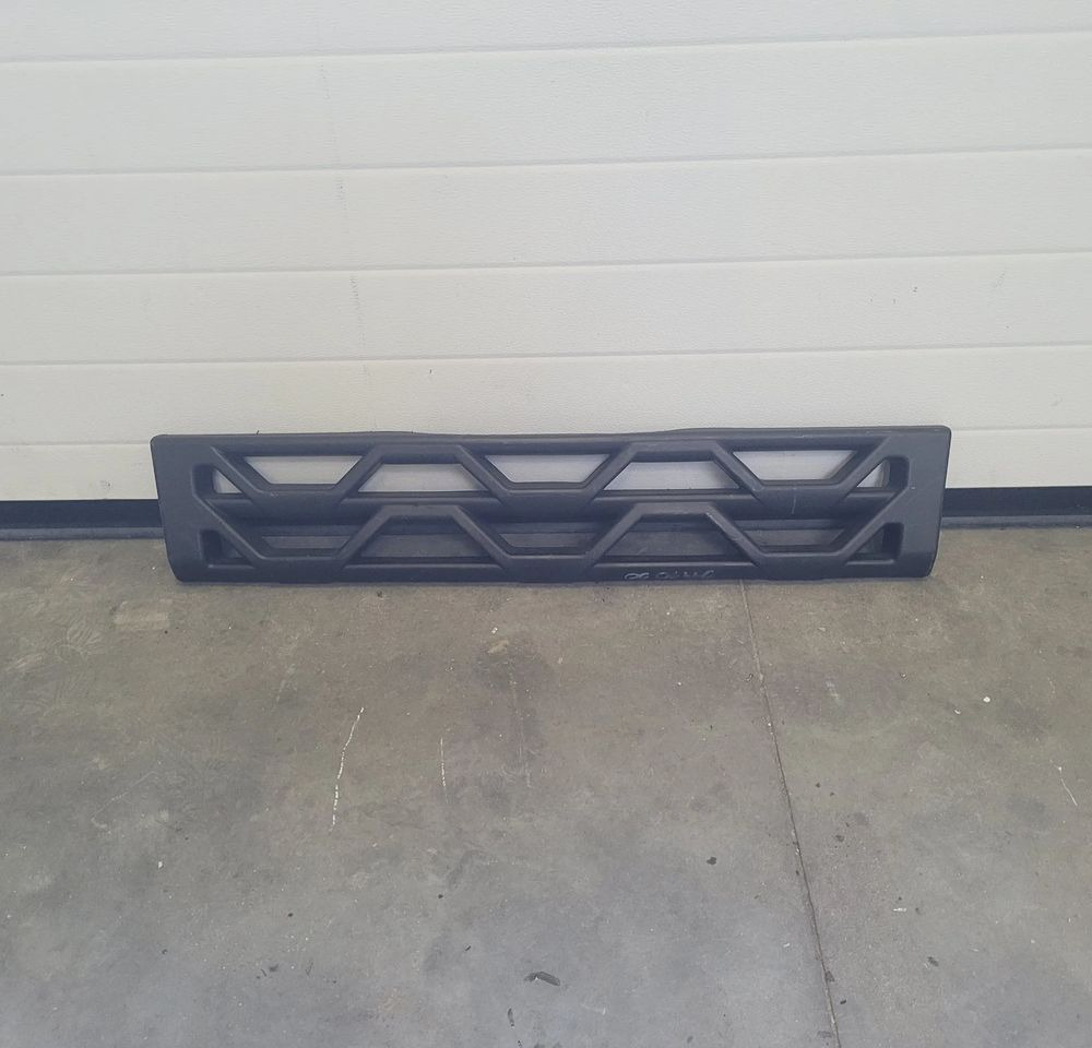 ŁAWKA STOPNIEN RENAULT RANGE T GAMA - Bậc bước cho Xe tải: hình 1 ŁAWKA STOPNIEN RENAULT RANGE T GAMA - Bậc bước cho Xe tải: hình 1