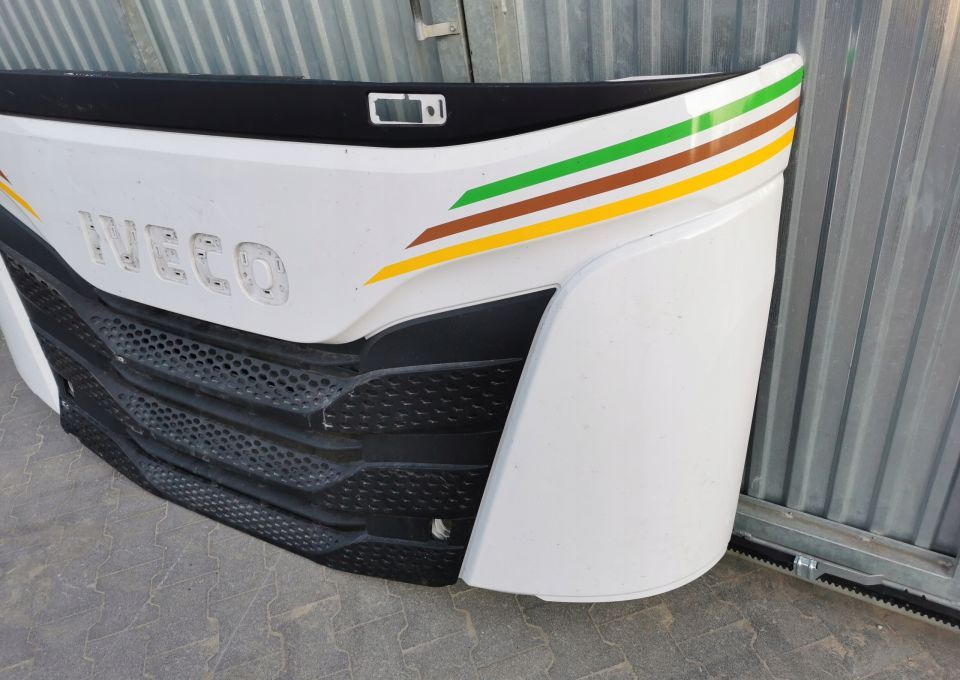 MASKA ATRAPA IVECO S WAY NOWY MODEL - Nắp máy: hình 4 MASKA ATRAPA IVECO S WAY NOWY MODEL - Nắp máy: hình 4