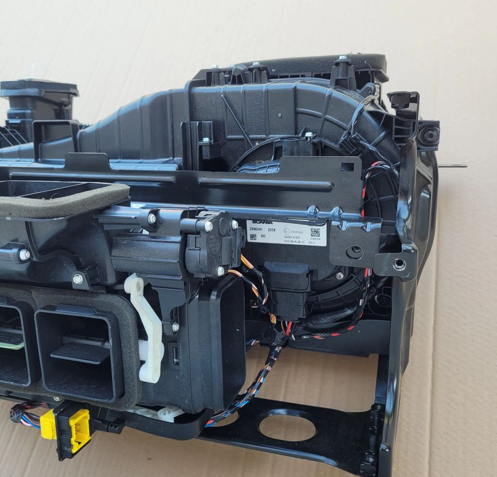 NAGRZEWNICA SCANIA R NGT NM. 2662616 - Cấp nhiệt/ Thông gió cho Xe tải: hình 3 NAGRZEWNICA SCANIA R NGT NM. 2662616 - Cấp nhiệt/ Thông gió cho Xe tải: hình 3