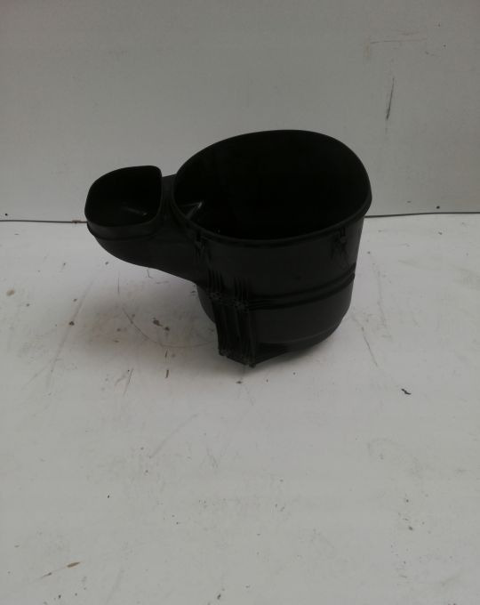 OBUDOWA FILTRA POWIETRZA VOLVO FH4 FH13 - Bộ lọc gió cho Xe tải: hình 1 OBUDOWA FILTRA POWIETRZA VOLVO FH4 FH13 - Bộ lọc gió cho Xe tải: hình 1