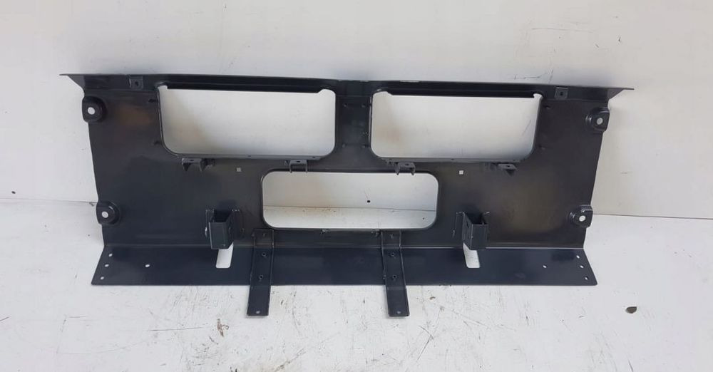 POSZYCIA ZDERZAK IVECO EUROTAKKER TRAKER ŚRODEK - Cản xe: hình 2 POSZYCIA ZDERZAK IVECO EUROTAKKER TRAKER ŚRODEK - Cản xe: hình 2