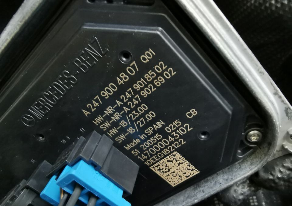 PRZETWORNICA MODUŁ LED MERCEDES A2479004807 - ECU cho Xe tải: hình 2 PRZETWORNICA MODUŁ LED MERCEDES A2479004807 - ECU cho Xe tải: hình 2