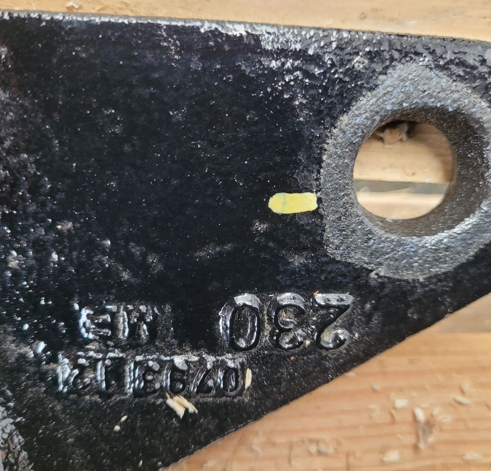 SIODŁO NOWE FONTAINE TYPE 150SP2 230MM.DAF 1740185 CHWALIM116 - Hệ thống treo cho Xe tải: hình 4 SIODŁO NOWE FONTAINE TYPE 150SP2 230MM.DAF 1740185 CHWALIM116 - Hệ thống treo cho Xe tải: hình 4
