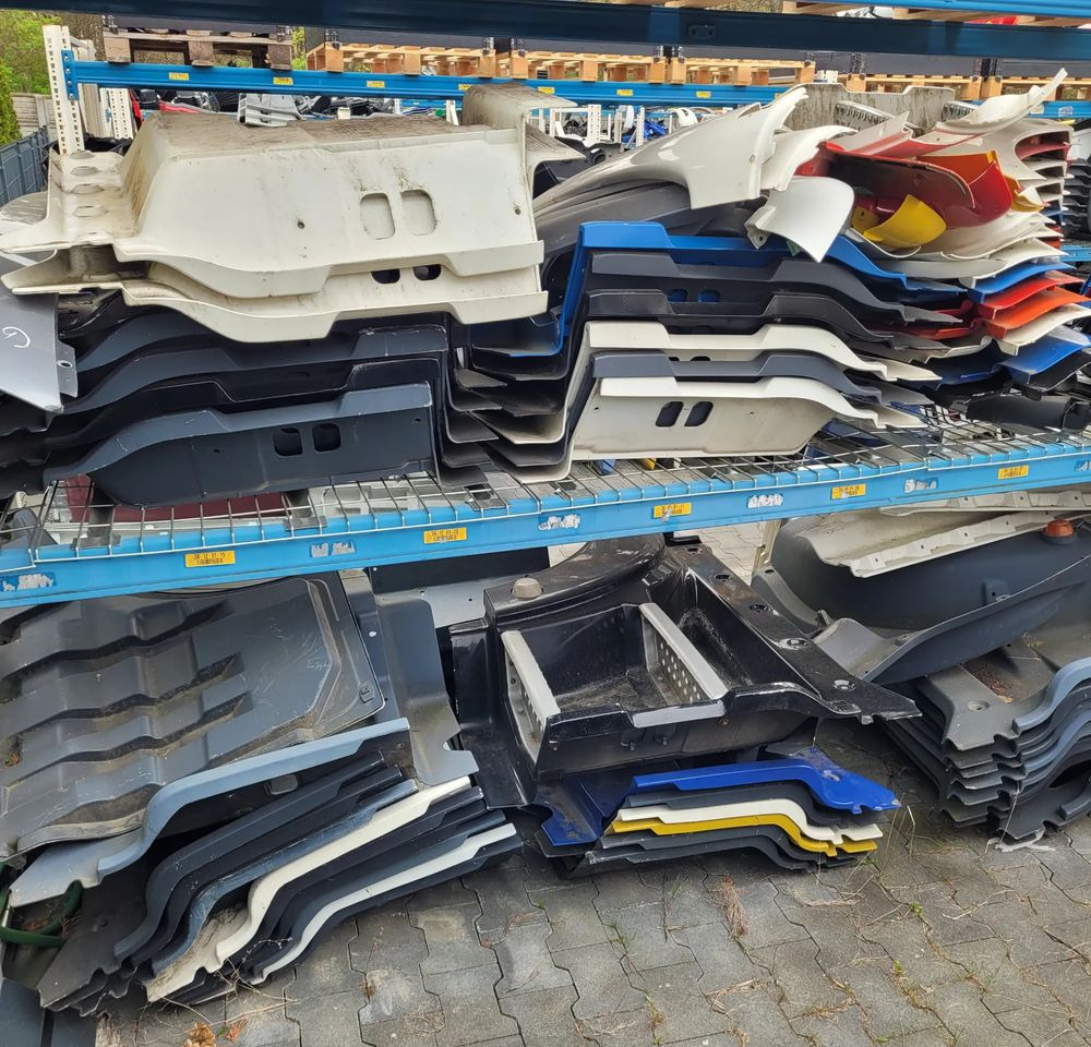 STOPNICA MAN TGS TGX ORYGINAŁ RH LH CHWALIM116 - Bậc bước cho Xe tải: hình 2 STOPNICA MAN TGS TGX ORYGINAŁ RH LH CHWALIM116 - Bậc bước cho Xe tải: hình 2