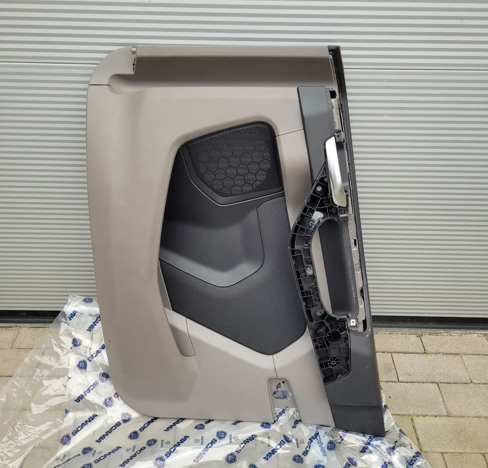 TAPICERKA DRZWI SCANIA R S NM.2022R RH 2795126 ORYGINAŁ CHWALIM116 - Cửa và phụ tùng cho Xe tải: hình 1 TAPICERKA DRZWI SCANIA R S NM.2022R RH 2795126 ORYGINAŁ CHWALIM116 - Cửa và phụ tùng cho Xe tải: hình 1