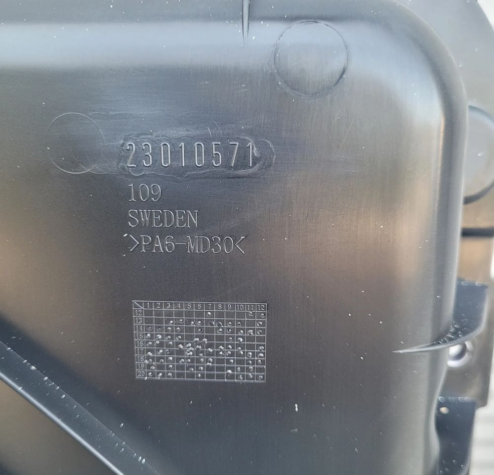 TUNEL OBUDOWA WENTYLATOR VOLVO FH4 FH5 NOWY ORYGINAŁ 23010571 - Hệ thống làm mát cho Xe tải: hình 3 TUNEL OBUDOWA WENTYLATOR VOLVO FH4 FH5 NOWY ORYGINAŁ 23010571 - Hệ thống làm mát cho Xe tải: hình 3