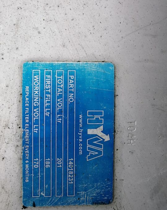 ZBIORNIK OLEJU HYVA OM 14018231 - Bình nhiên liệu: hình 4 ZBIORNIK OLEJU HYVA OM 14018231 - Bình nhiên liệu: hình 4