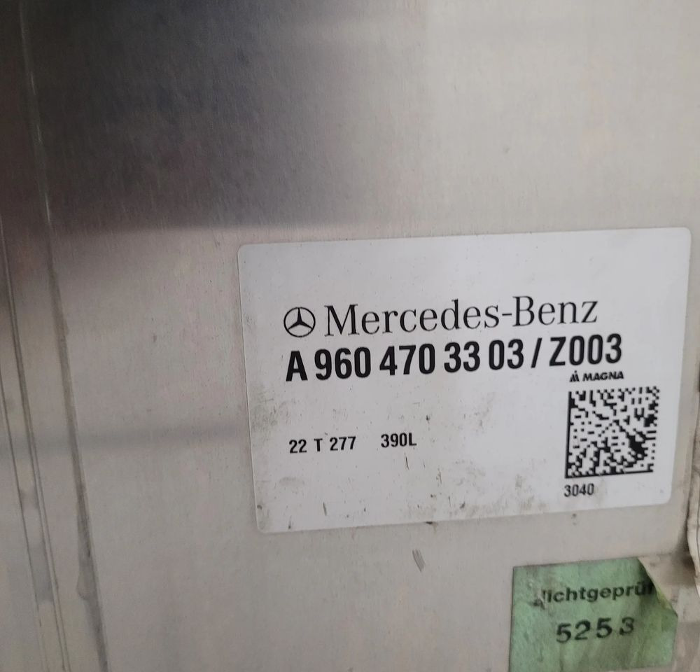 ZBIORNIK PALIWA MERCRDES ACTROS MP4 MP5 A9604703303/003 390L - Hệ thống nhiên liệu cho Xe tải: hình 4 ZBIORNIK PALIWA MERCRDES ACTROS MP4 MP5 A9604703303/003 390L - Hệ thống nhiên liệu cho Xe tải: hình 4