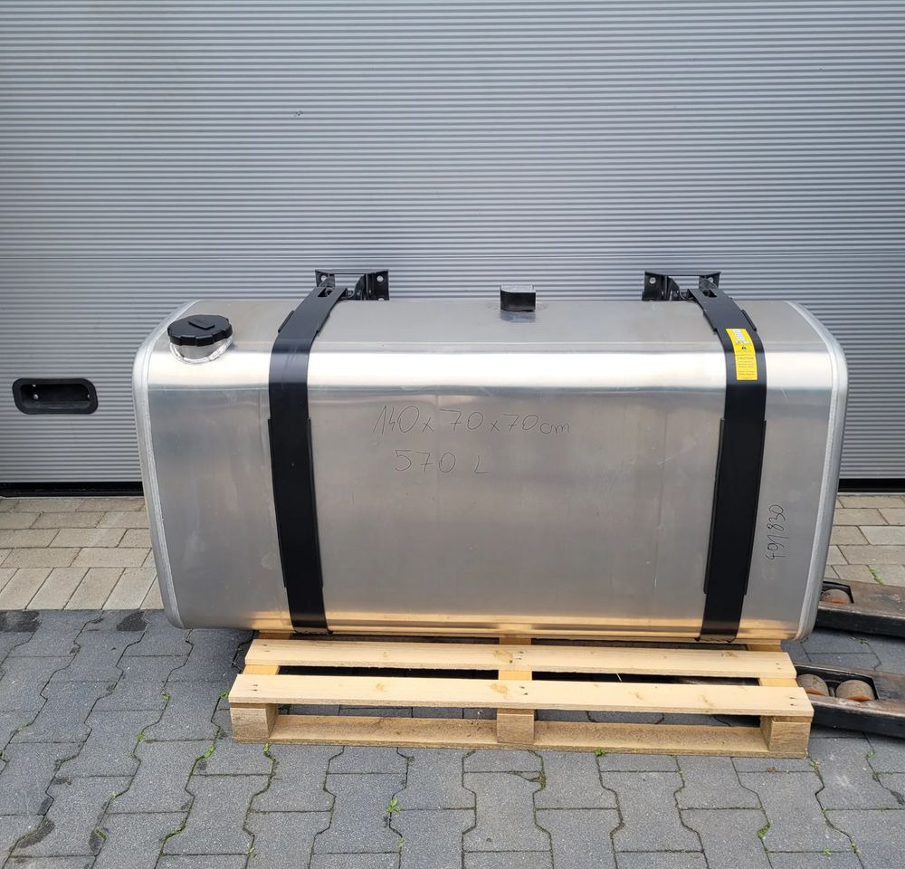 ZBIORNIK PALIWA VOLVO FH4 FH5 GAMA 140X70X70CM 21516453 570L CHWALIM116 - Hệ thống nhiên liệu cho Xe tải: hình 1 ZBIORNIK PALIWA VOLVO FH4 FH5 GAMA 140X70X70CM 21516453 570L CHWALIM116 - Hệ thống nhiên liệu cho Xe tải: hình 1