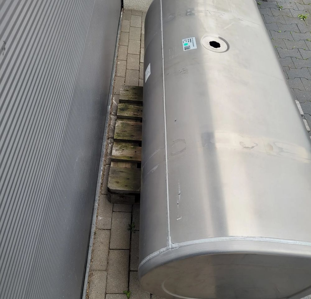 ZBIORNIK PALIWA VOLVO FH4 FH5 GAMA 160x55x68cm 505L 21516480 CHWALIM116 - Hệ thống nhiên liệu cho Xe tải: hình 5 ZBIORNIK PALIWA VOLVO FH4 FH5 GAMA 160x55x68cm 505L 21516480 CHWALIM116 - Hệ thống nhiên liệu cho Xe tải: hình 5