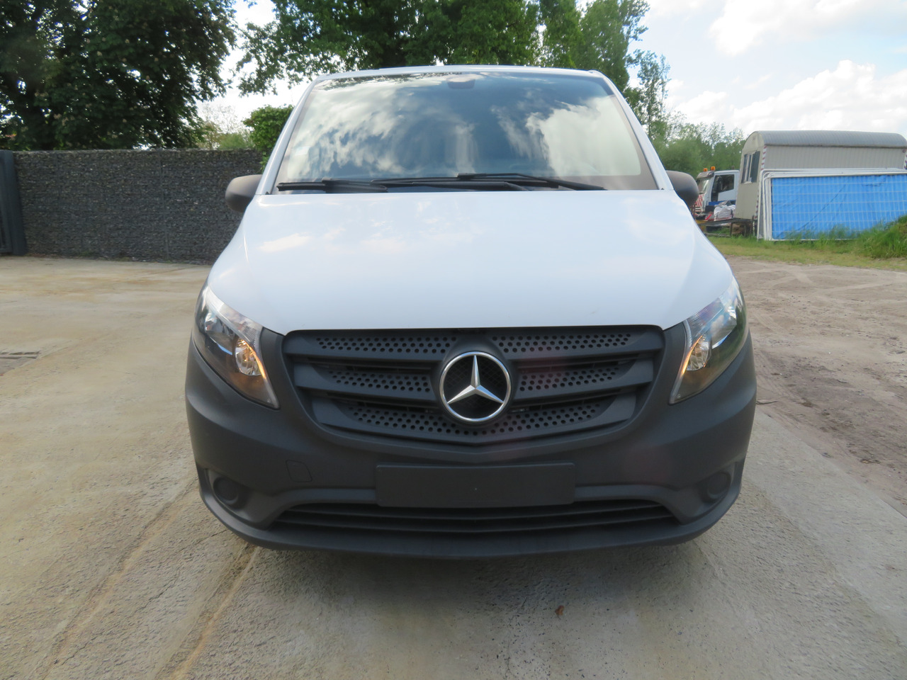 - Xe van nhỏ gọn: hình 2 - Xe van nhỏ gọn: hình 2