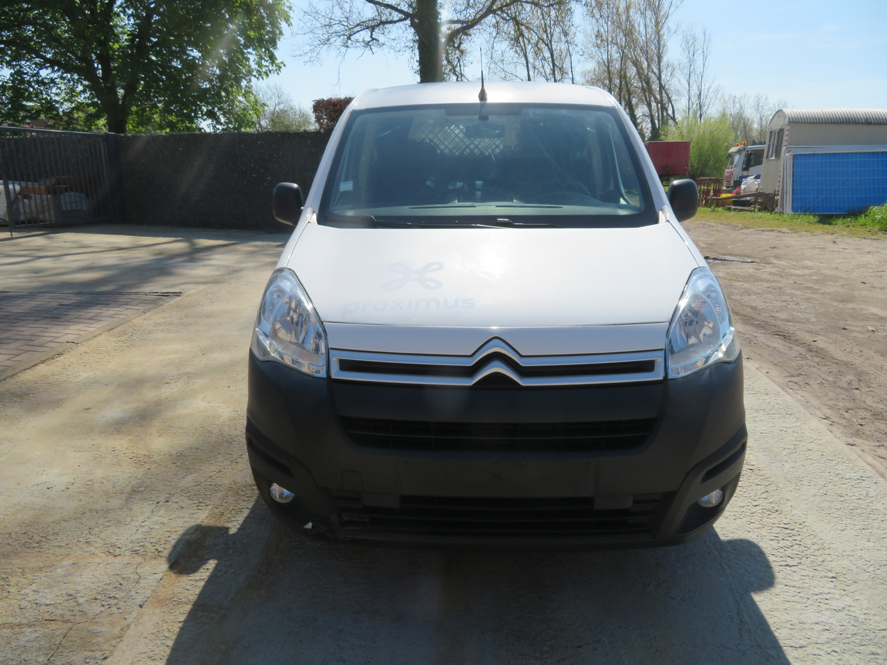 CITROËN Berlingo 1.6 BlueHDi CLUB - Xe van chở hàng: hình 2 CITROËN Berlingo 1.6 BlueHDi CLUB - Xe van chở hàng: hình 2