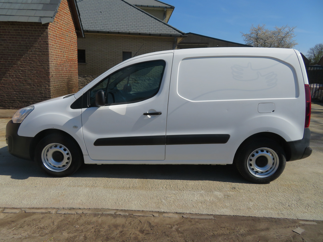 CITROËN Berlingo 1.6 BlueHDi CLUB - Xe van chở hàng: hình 4 CITROËN Berlingo 1.6 BlueHDi CLUB - Xe van chở hàng: hình 4