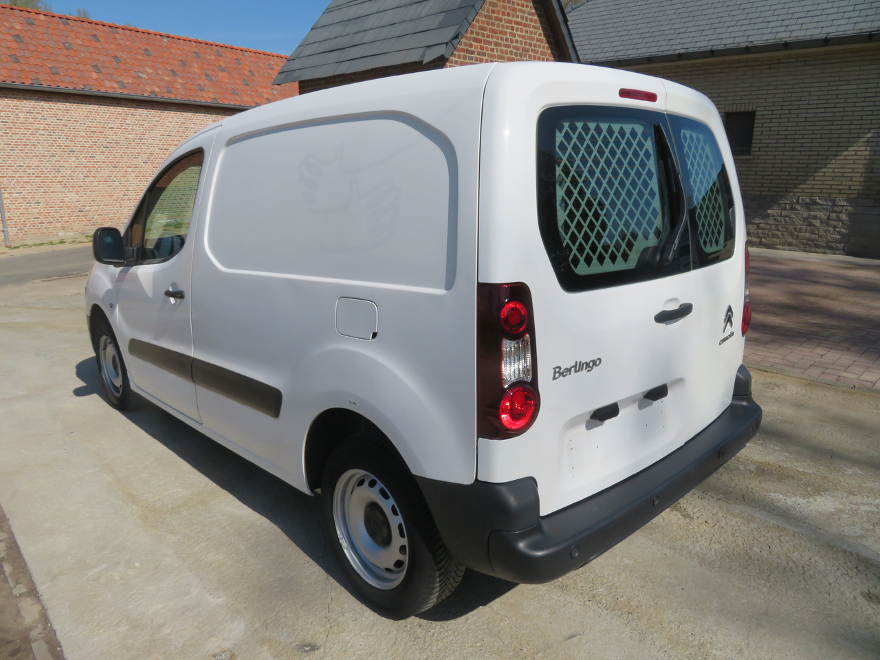 CITROËN Berlingo 1.6 BlueHDi CLUB - Xe van chở hàng: hình 5 CITROËN Berlingo 1.6 BlueHDi CLUB - Xe van chở hàng: hình 5