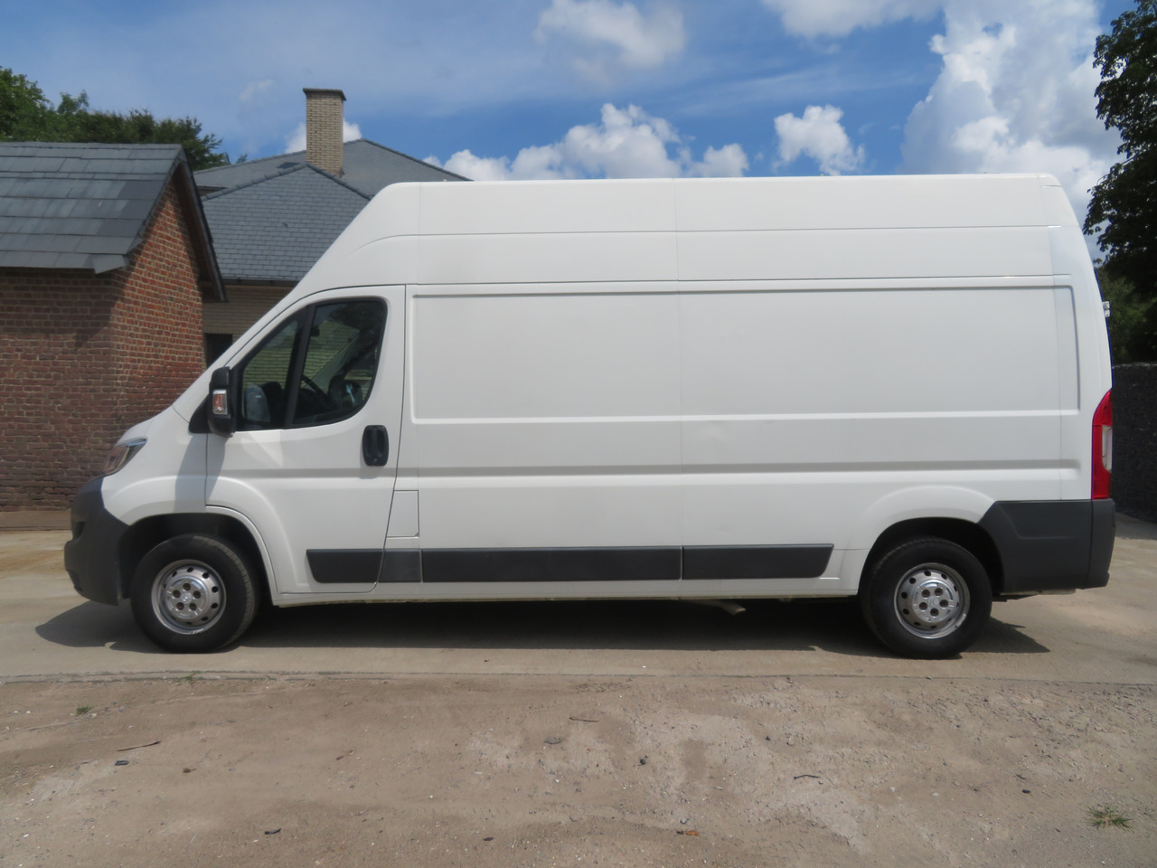 CITROËN Jumper Club - L3H3 2.0BlueHDi - Laadbrug - Xe van chở hàng: hình 4 CITROËN Jumper Club - L3H3 2.0BlueHDi - Laadbrug - Xe van chở hàng: hình 4