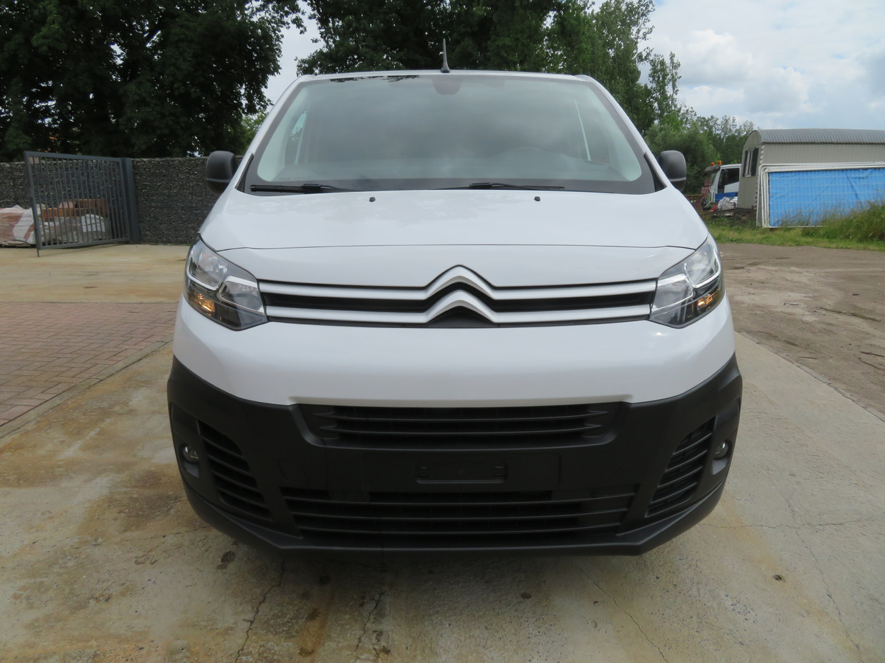 CITROËN Jumpy Club - 1.5 BlueHDi - Xe van nhỏ gọn: hình 2 CITROËN Jumpy Club - 1.5 BlueHDi - Xe van nhỏ gọn: hình 2