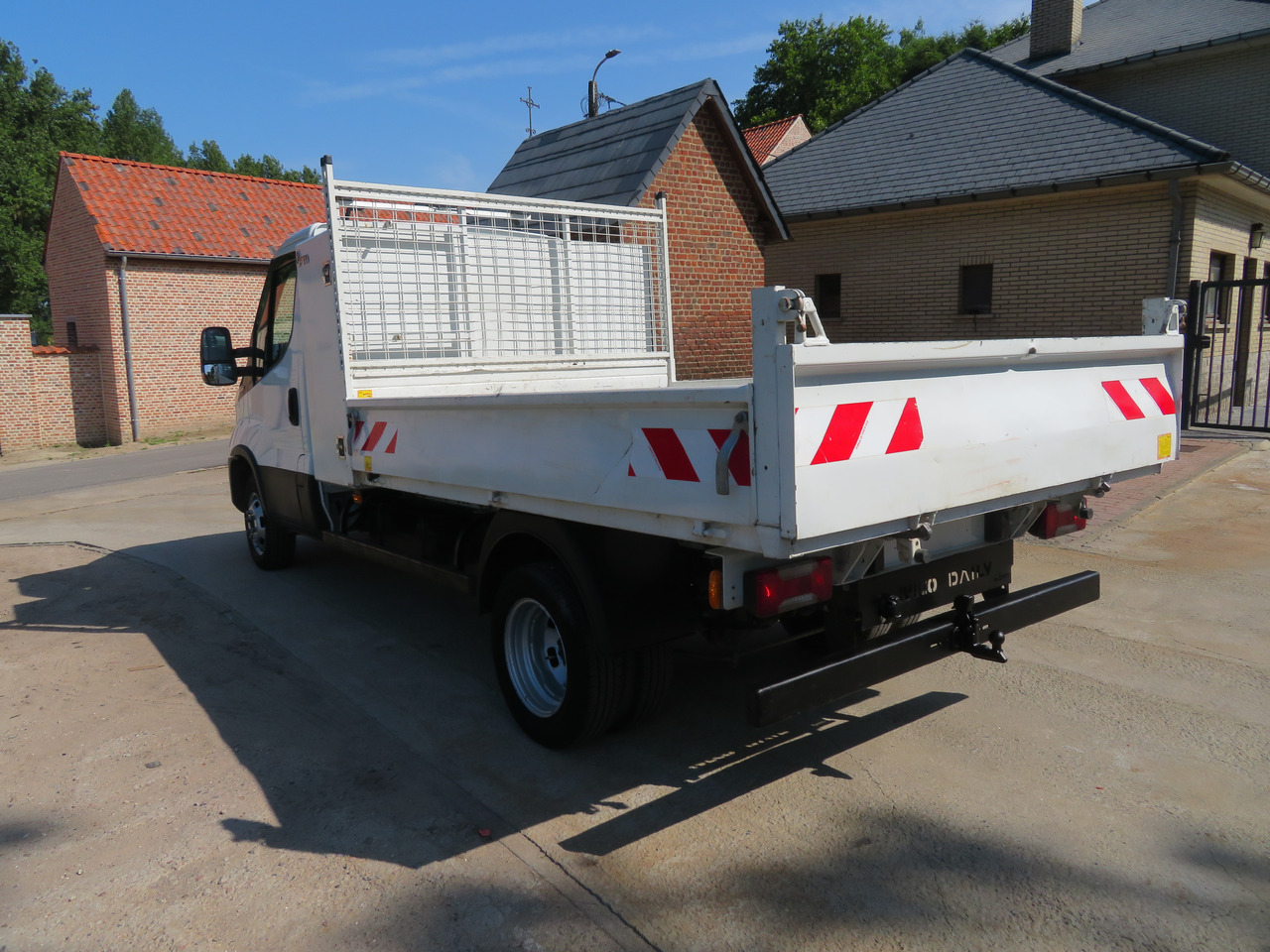 IVECO Daily 35C16 3.0 - Xe ben nhỏ: hình 5 IVECO Daily 35C16 3.0 - Xe ben nhỏ: hình 5