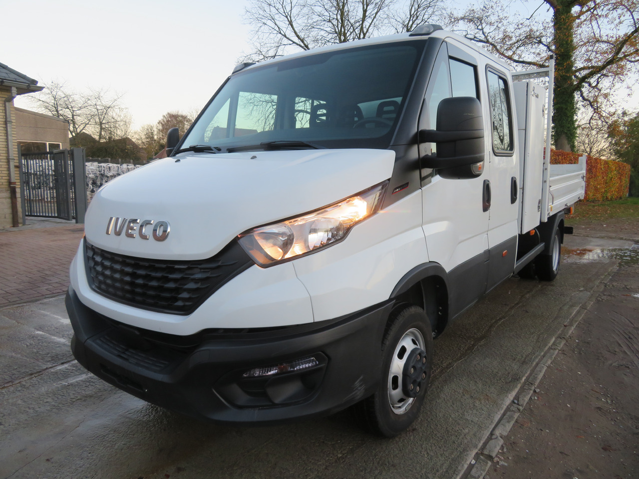Iveco Daily 35C16 3.0 - Xe ben nhỏ, Xe tải van: hình 3 Iveco Daily 35C16 3.0 - Xe ben nhỏ, Xe tải van: hình 3