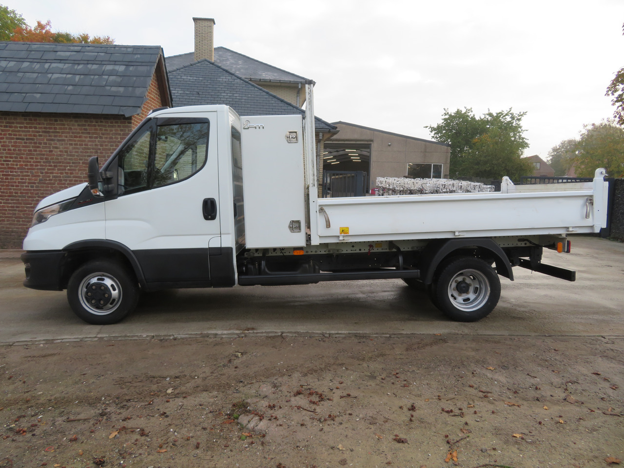 Iveco Daily 35C16 3.0 - L2 - Kipper - Xe ben nhỏ: hình 4 Iveco Daily 35C16 3.0 - L2 - Kipper - Xe ben nhỏ: hình 4