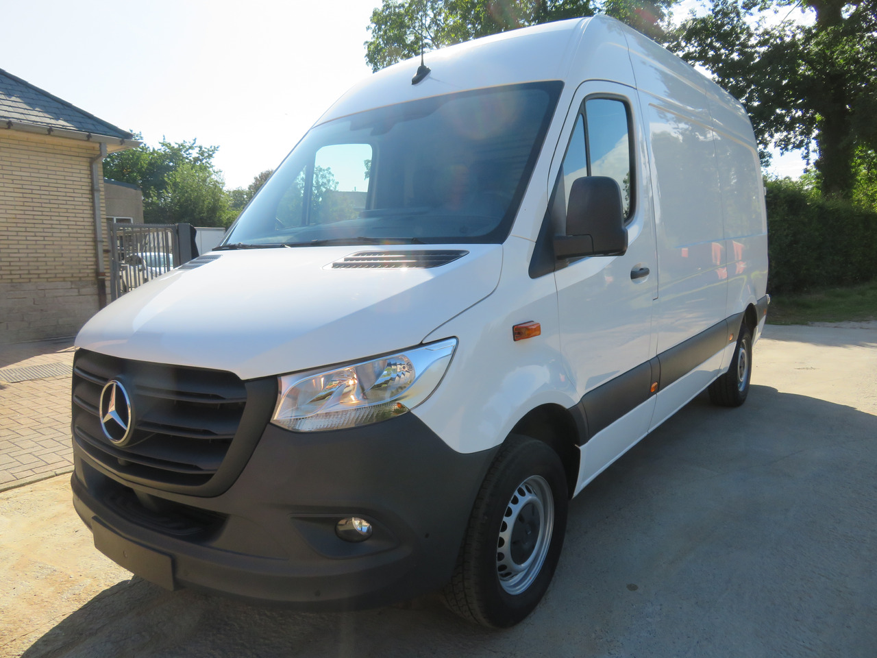 MERCEDES-BENZ Sprinter 317cdi - A2H2 - Xe van chở hàng: hình 3 MERCEDES-BENZ Sprinter 317cdi - A2H2 - Xe van chở hàng: hình 3