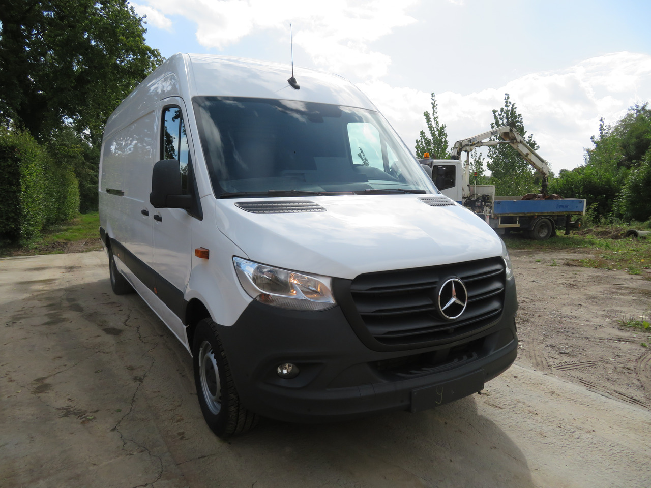 Mercedes-Benz Sprinter 317cdi - A3H2 - Xe van chở hàng: hình 1 Mercedes-Benz Sprinter 317cdi - A3H2 - Xe van chở hàng: hình 1