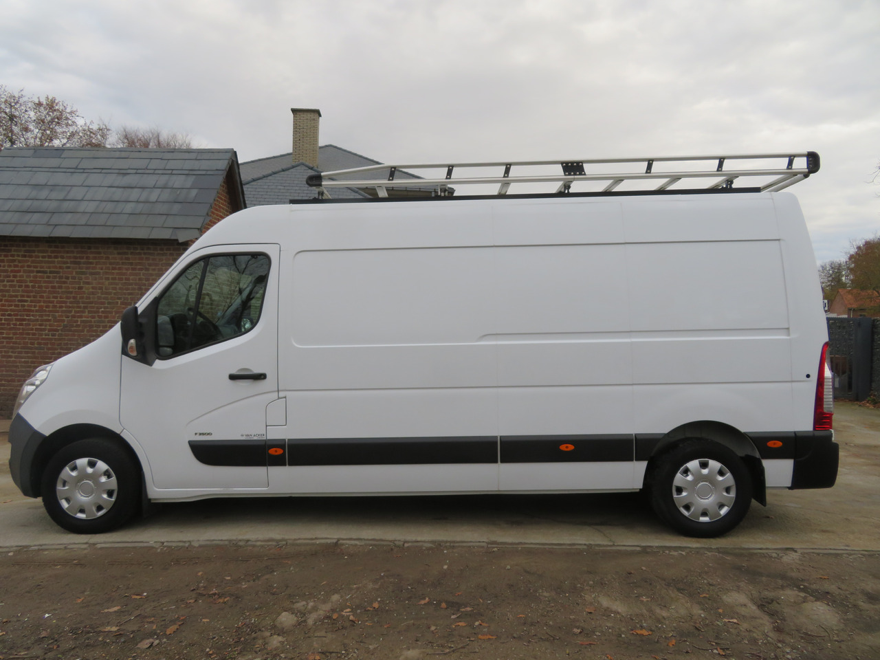 Opel Movano 2.3 CDTI - L3H2 - Xe van chở hàng: hình 4 Opel Movano 2.3 CDTI - L3H2 - Xe van chở hàng: hình 4