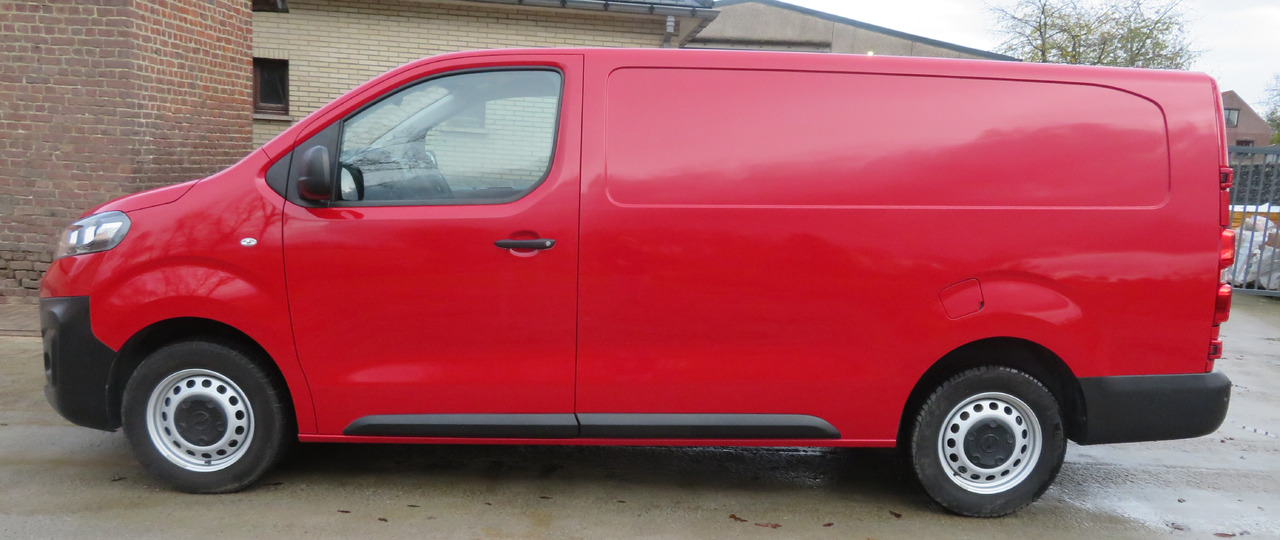 Opel Vivaro 1.5 Blue HDi XL - Xe van nhỏ gọn: hình 4 Opel Vivaro 1.5 Blue HDi XL - Xe van nhỏ gọn: hình 4