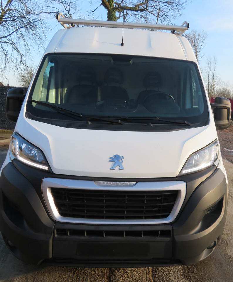 Peugeot Boxer 2.0 Blue HDI - Xe van chở hàng: hình 2 Peugeot Boxer 2.0 Blue HDI - Xe van chở hàng: hình 2