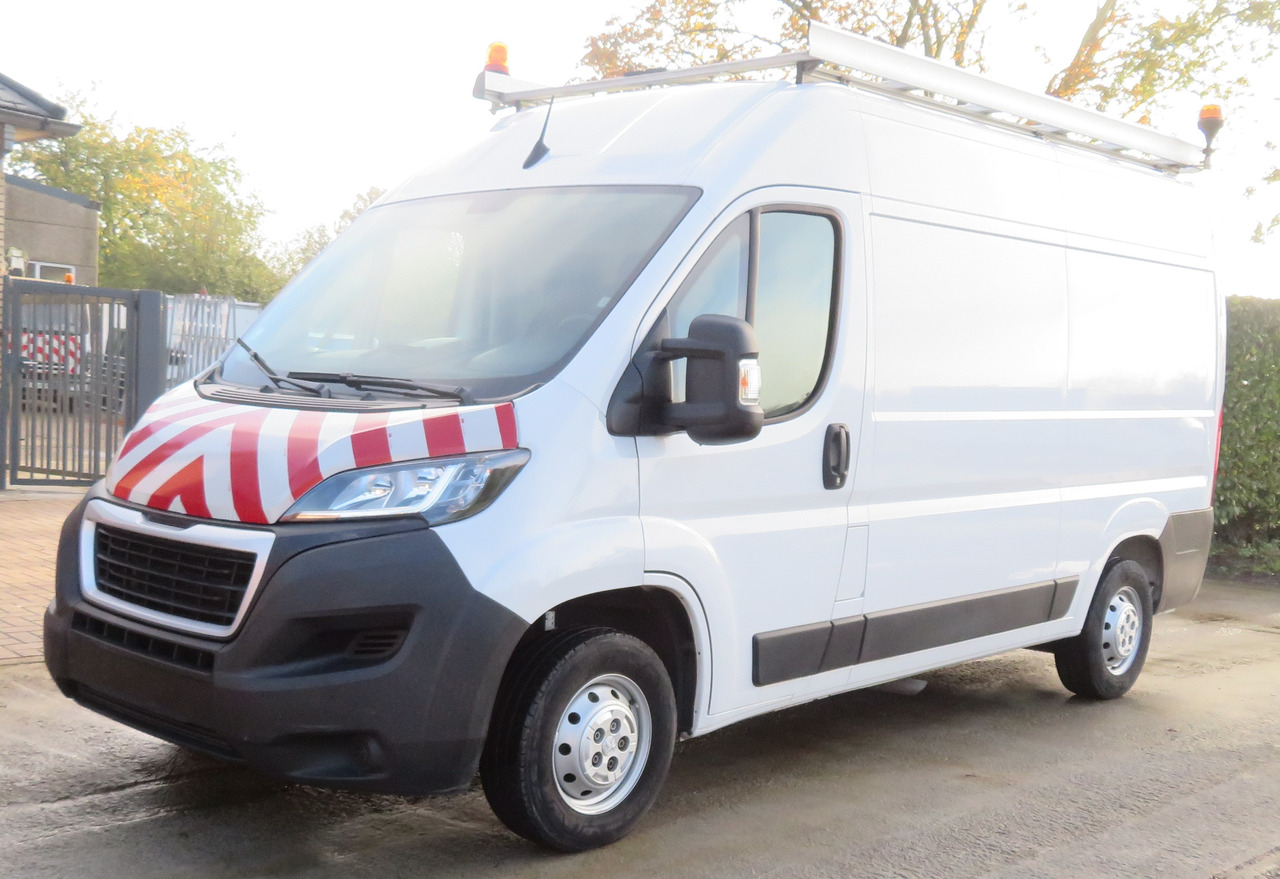Peugeot Boxer 2.2 BlueHDi - L2H2 - Xe van chở hàng: hình 3 Peugeot Boxer 2.2 BlueHDi - L2H2 - Xe van chở hàng: hình 3