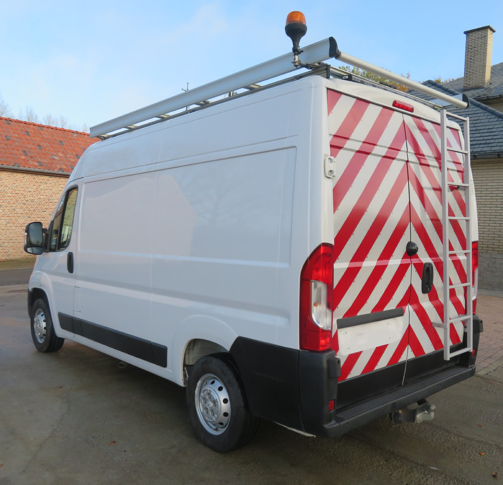 Peugeot Boxer 2.2 BlueHDi - L2H2 - Xe van chở hàng: hình 5 Peugeot Boxer 2.2 BlueHDi - L2H2 - Xe van chở hàng: hình 5