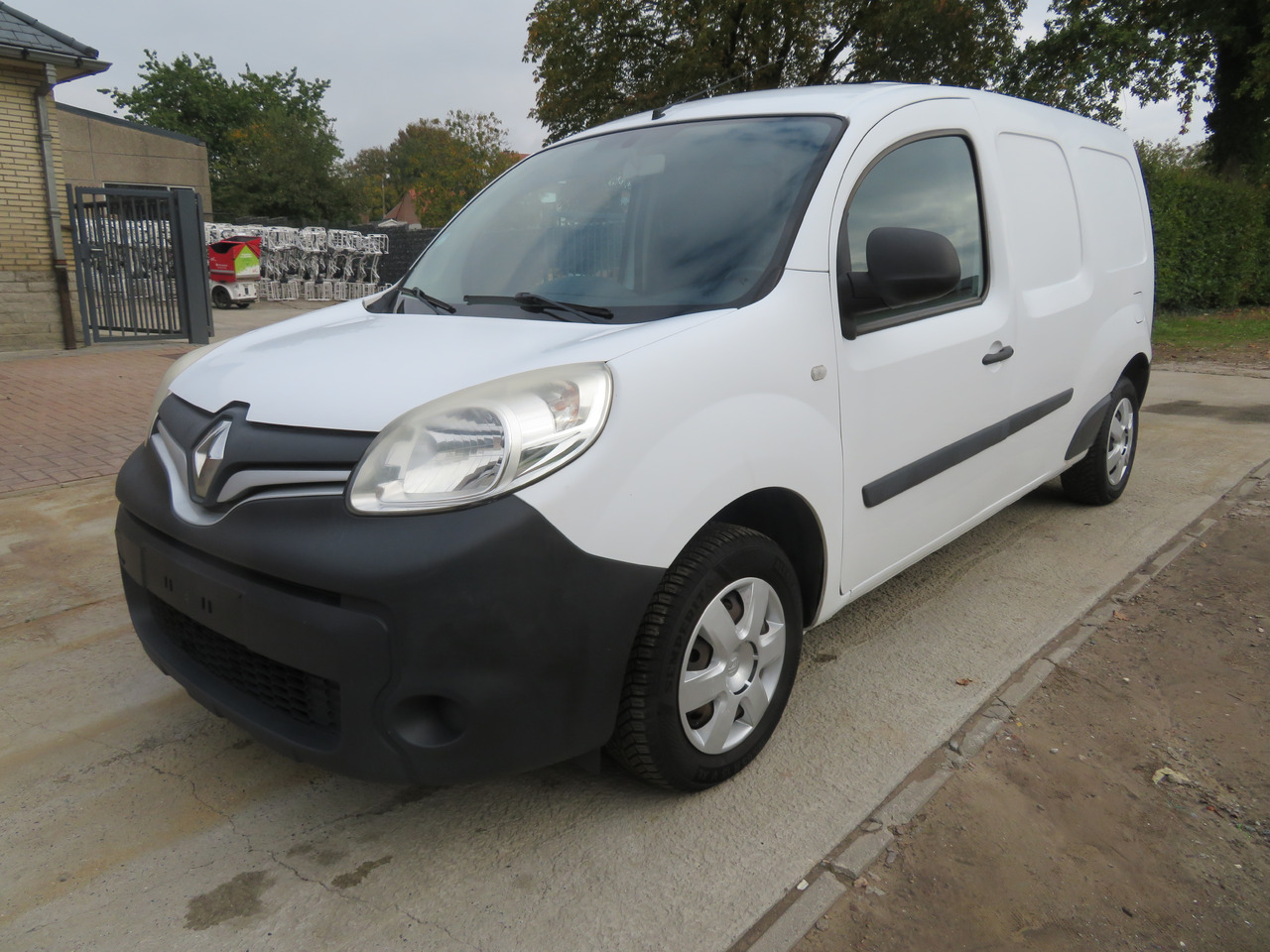 Renault Kangoo MAXI 1.5dCi - Xe van nhỏ gọn: hình 3 Renault Kangoo MAXI 1.5dCi - Xe van nhỏ gọn: hình 3