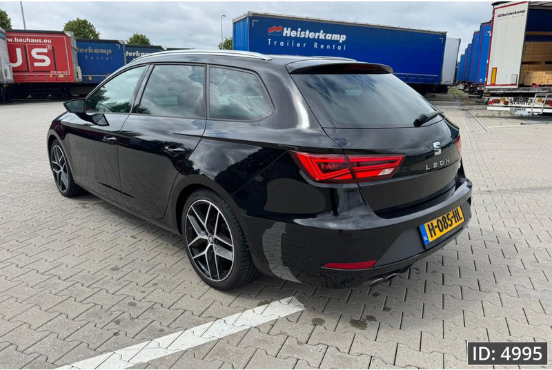 SEAT Leon ST FR 2.0 Euro 6, DSG/Pano/Camera/Keyless/Extra winterset - Xe wagon: hình 2 SEAT Leon ST FR 2.0 Euro 6, DSG/Pano/Camera/Keyless/Extra winterset - Xe wagon: hình 2