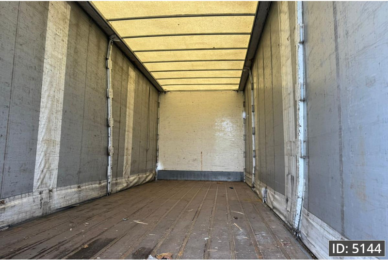 Scania P230 Day Cab, Euro 5, / Manual / 750x248x260 / DHOLLANDIA - Xe tải thùng mui bạt: hình 5 Scania P230 Day Cab, Euro 5, / Manual / 750x248x260 / DHOLLANDIA - Xe tải thùng mui bạt: hình 5