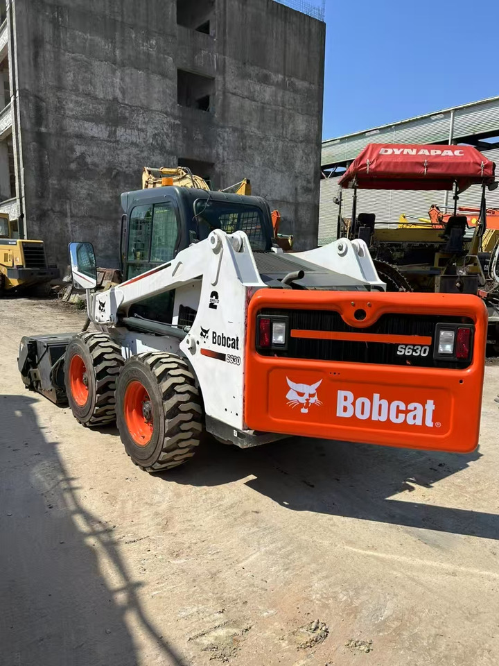 BOBCAT Skid Steer Loader S630 Good Condition - Máy xúc lật đa năng: hình 4 BOBCAT Skid Steer Loader S630 Good Condition - Máy xúc lật đa năng: hình 4