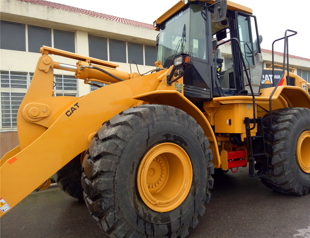 CAT Wheel Loader CAT 980F - Máy xúc lật bánh lốp: hình 4 CAT Wheel Loader CAT 980F - Máy xúc lật bánh lốp: hình 4