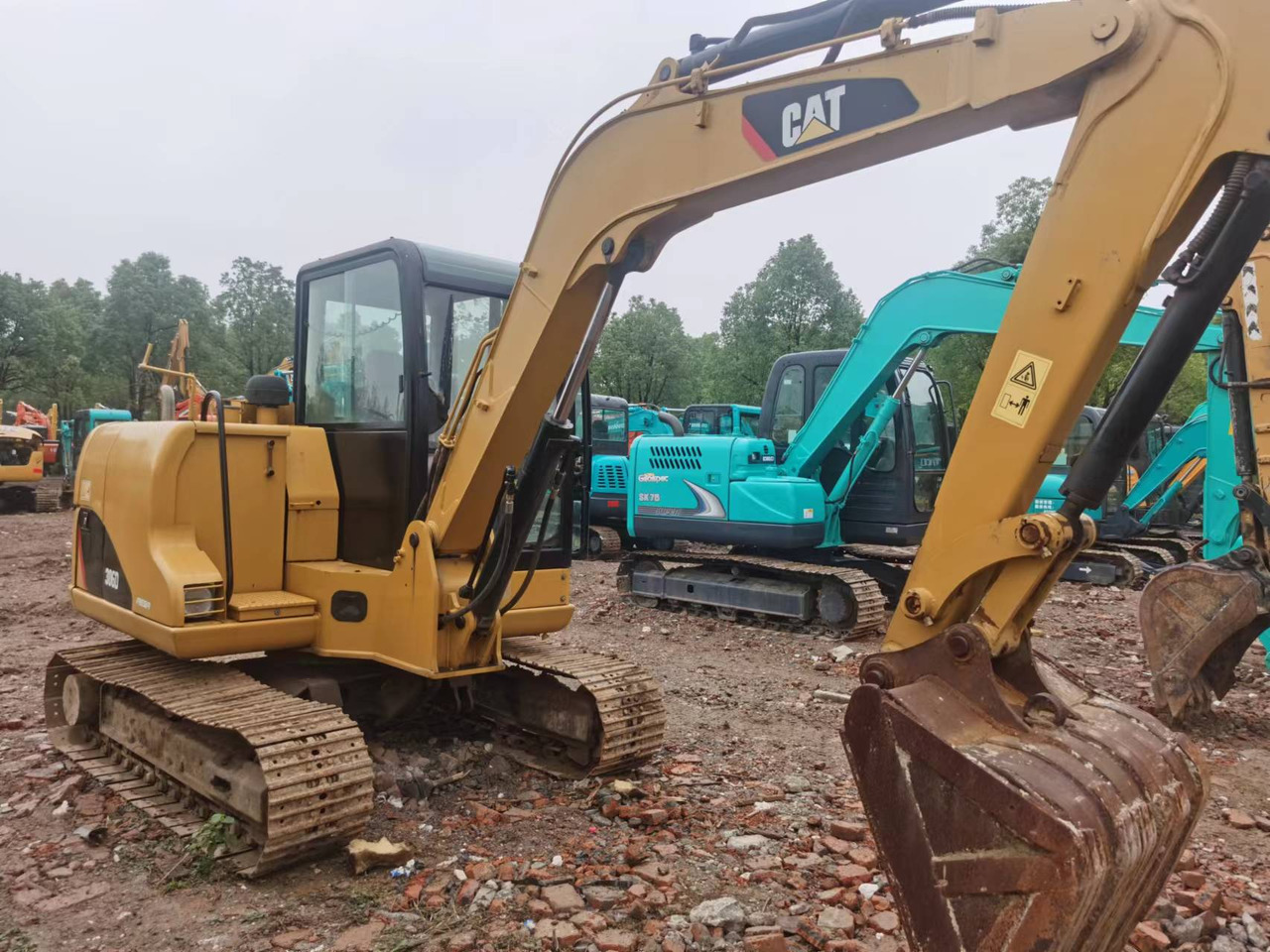 CATERPILLAR 306D - Máy xúc bánh xích: hình 3 CATERPILLAR 306D - Máy xúc bánh xích: hình 3