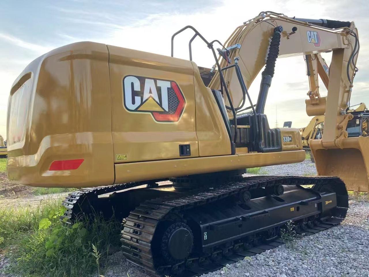 CATERPILLAR 330GC - Máy xúc bánh xích: hình 2 CATERPILLAR 330GC - Máy xúc bánh xích: hình 2