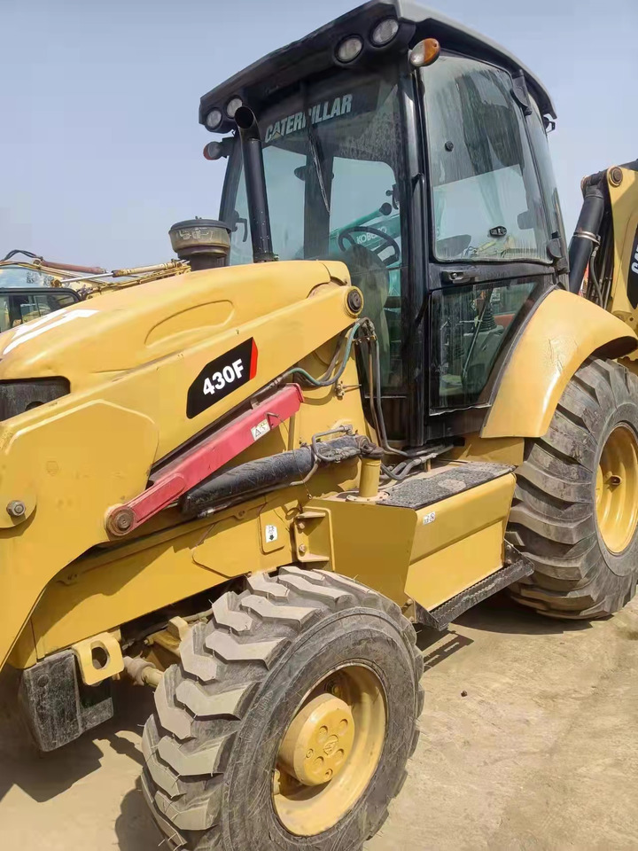 CATERPILLAR 430F - Máy xúc trước múc sau: hình 1 CATERPILLAR 430F - Máy xúc trước múc sau: hình 1
