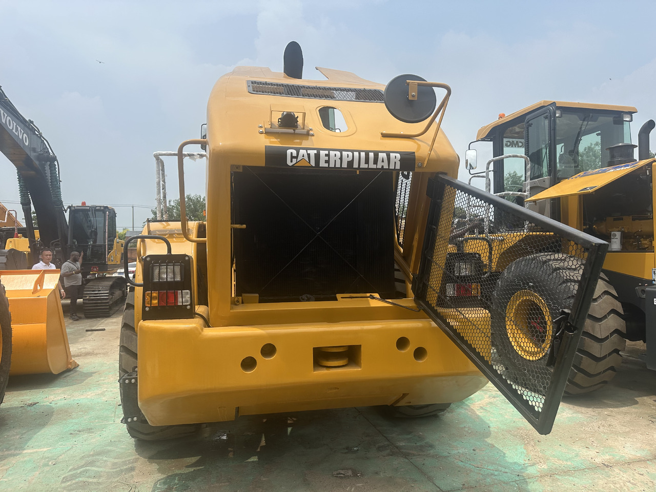 CATERPILLAR 966H - Máy xúc lật bánh lốp: hình 3 CATERPILLAR 966H - Máy xúc lật bánh lốp: hình 3