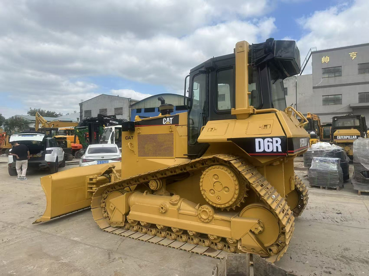 CATERPILLAR D6R Bulldozer Click forDiscount - Máy ủi: hình 3 CATERPILLAR D6R Bulldozer Click forDiscount - Máy ủi: hình 3