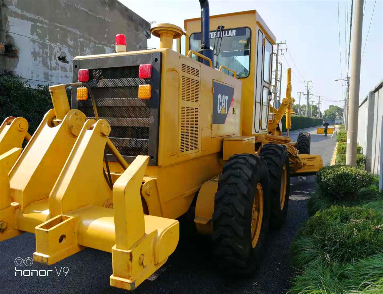 CATERPILLAR Grader 140H Click Here for Discount - Máy san: hình 2 CATERPILLAR Grader 140H Click Here for Discount - Máy san: hình 2