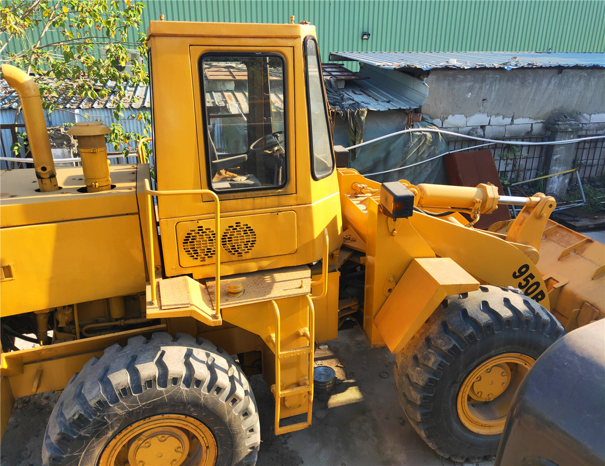 CATERPILLAR Wheel Loader 950B Click Here for Discount - Máy xúc lật bánh lốp: hình 3 CATERPILLAR Wheel Loader 950B Click Here for Discount - Máy xúc lật bánh lốp: hình 3