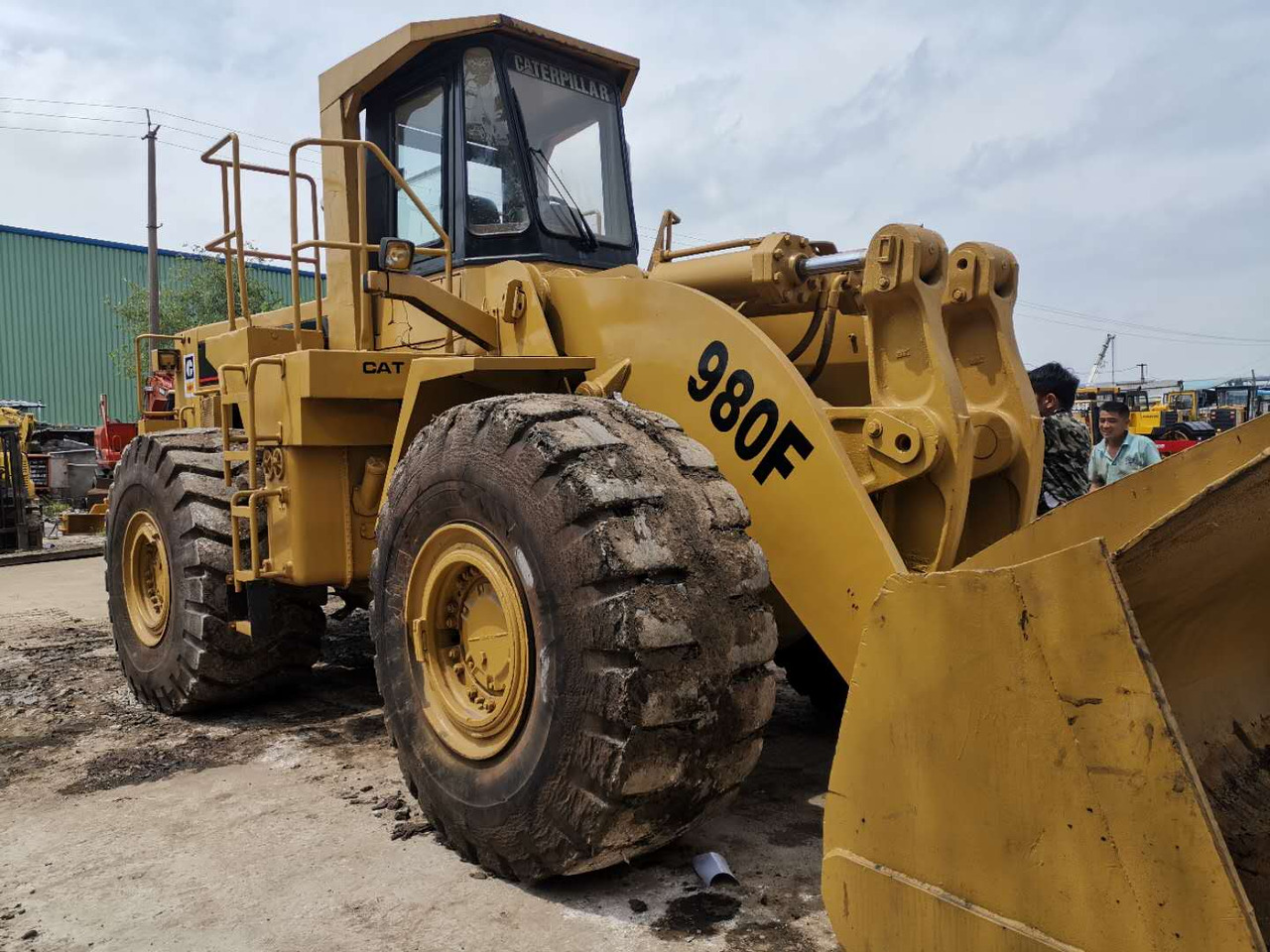 CATERPILLAR Wheel Loader CAT 980F - Máy xúc lật bánh lốp: hình 1 CATERPILLAR Wheel Loader CAT 980F - Máy xúc lật bánh lốp: hình 1
