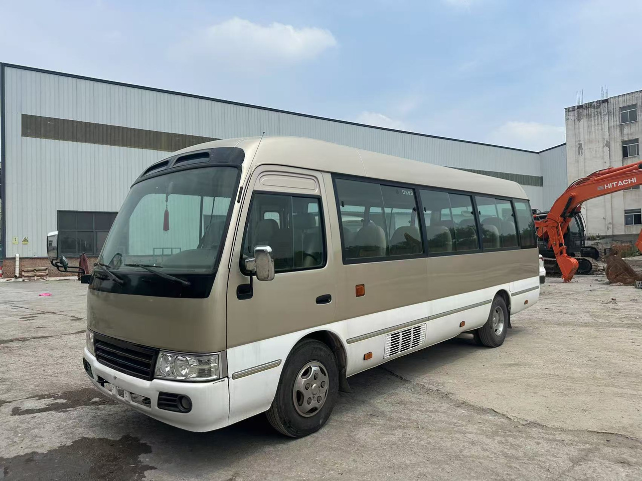 Coaster Instant Discount Don’t Miss - Xe bus đô thị: hình 3 Coaster Instant Discount Don’t Miss - Xe bus đô thị: hình 3